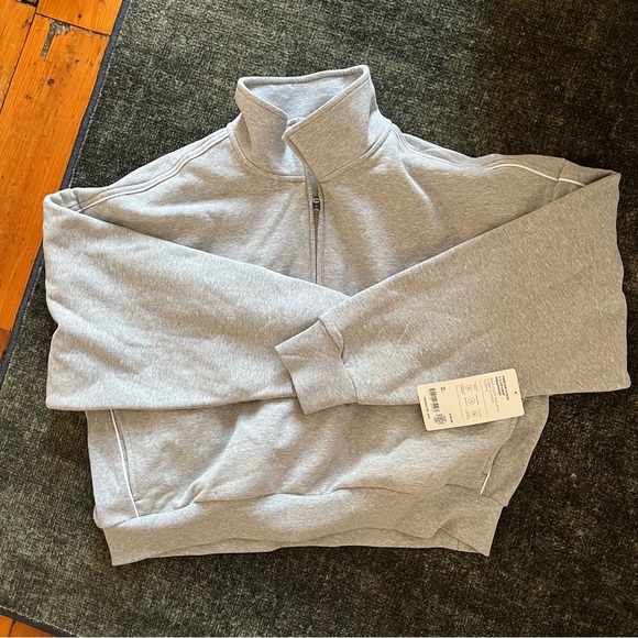 NWT Athleta Forever Fleece 1/2 Zip Crop with Piping - Picture 5 of 5